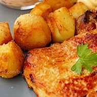 Острая свинина с молодым картофелем