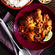 Острый тажин из курицы с абрикосами и розмарином