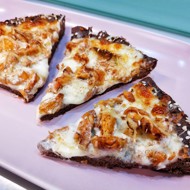 Открытый кето-пирог с лисичками