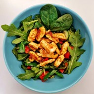 Овощной салат с индейкой карри