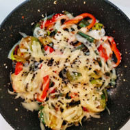 Овощное рагу с сыром дорблю и пармезаном