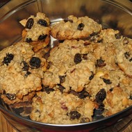 Овсяное печенье с изюмом и коньяком