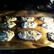 Овсяное печенье с сухофруктами и шоколадными каплями