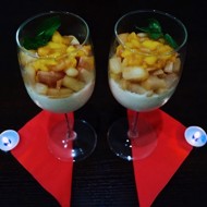 Панна-котта с персиками