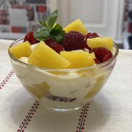 Парфе с ананасом и малиной