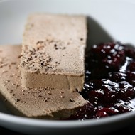 Паштет из говяжьей печени с морковью и зеленью