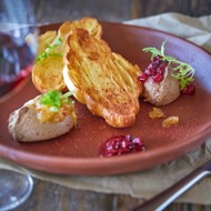 Паштет из куриной печени с круассаном