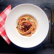 Паста макарончини с белыми грибами и стручковой фасолью