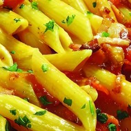 Паста с беконом и сыром