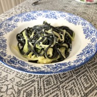 Паста с цукини и ромом