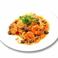 Паста с мидиями и креветками в медовом соусе