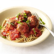 Паста с мясными шариками
