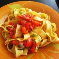 Паста с перцами и ветчиной