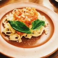 Паста со свежими помидорами