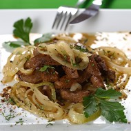 Печень с черносливом