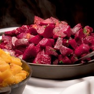 Печеная свекла с лимоном и травами