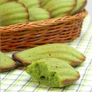 Печенье «Мадлен» с зеленым чаем матча