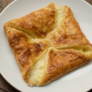 Пеновани с сулугуни