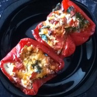 Перец, фаршированный брынзой и помидорами