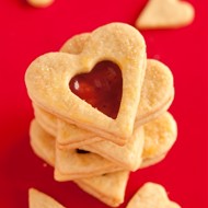 Песочное печенье с клубничным конфитюром