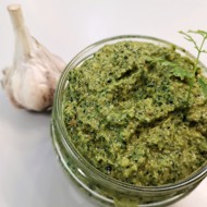 Песто из кейла и руколы