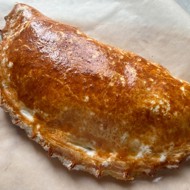 Пицца кальцоне