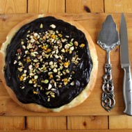 Пицца с шоколадом