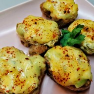 Пикантные медальоны из свиной вырезки