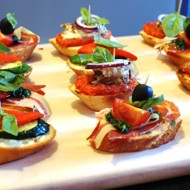 Пинчос с хамоном, сардинами или цукини