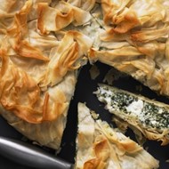 Пирог с яйцом и шпинатом