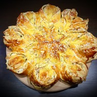 Пирог с курицей и сыром