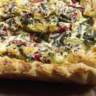 Пирог из слоеного теста