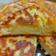 Пирог с сыром на сковороде — ленивый хачапури