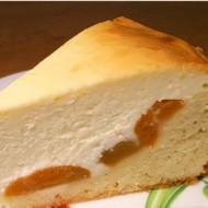 Пирог с творогом и абрикосами
