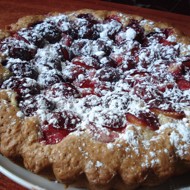 Пирог со сливами