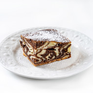 Пирог «Зебра» на сметане