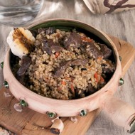 Плов из булгура с говяжьей вырезкой и барбарисом