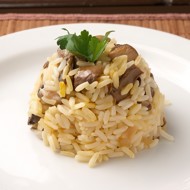 Плов с грибами и кедровыми орешками