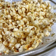 Попкорн с лаймом и чили