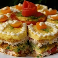 Порционный новогодний закусочный торт с сыром