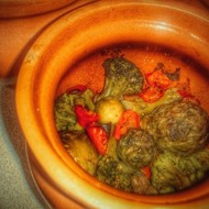 Постная говядина в горшочках с овощами