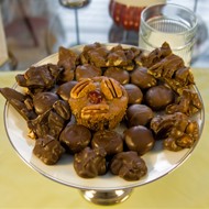 Пралине с орехами пекан