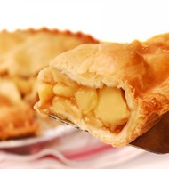 Пряный пирог с яблоками и мёдом