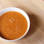 Пряный средиземноморский винегрет с морковным соком