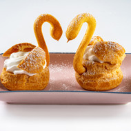 Пирожные «Лебеди»