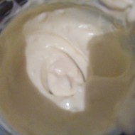 Простой соус для салата «Цезарь»