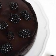 Простой шоколадный торт без выпечки