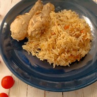 Простой ужин: рис с куриными ножками