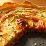 Прованский тарт с сыром и овощами