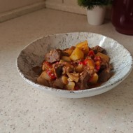 Рагу с говядиной и белыми баклажанами